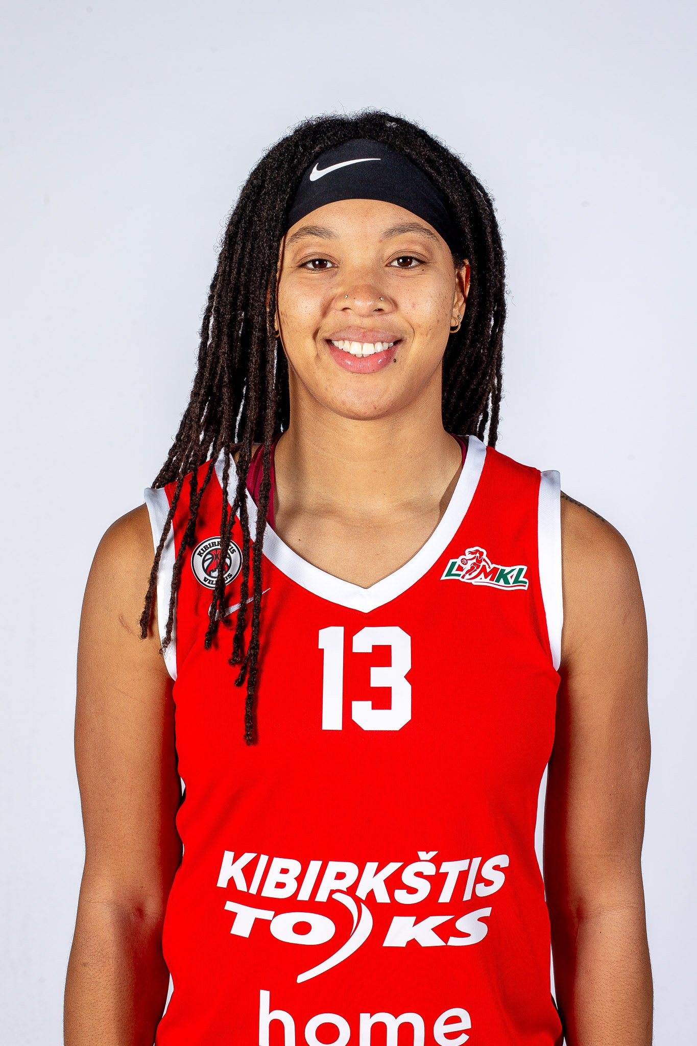 Nausia Woolfolk